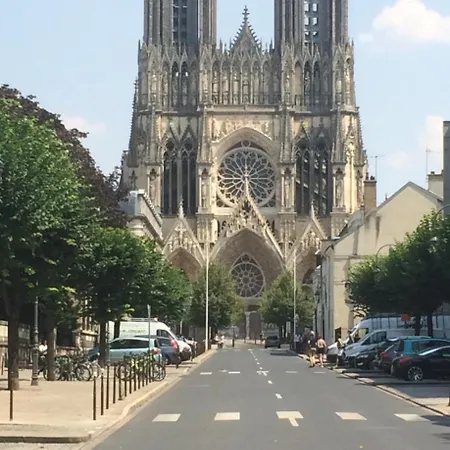 L Industriel Remois, Centre Ville, Proche De La Cathedrale 랭스